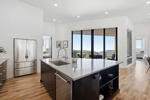 8452 E Spring Park Rd, Eden, UT 84310 - Photo 18