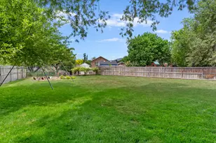 1356 Fairway Cir, Farmington, UT 84025 - Photo 38