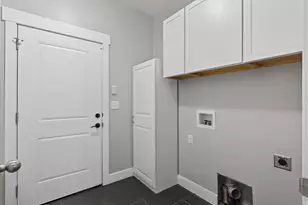 222 E Ridge View Dr, Elk Ridge, UT 84651 - Photo 26