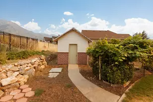 794 N Valley View Cir E, Elk Ridge, UT 84651 - Photo 48