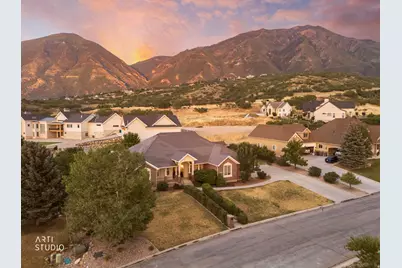 794 N Valley View Cir E, Elk Ridge, UT 84651 - Photo 66
