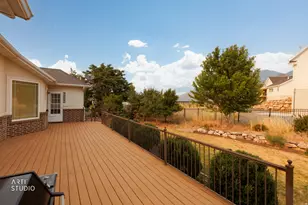 794 N Valley View Cir E, Elk Ridge, UT 84651 - Photo 50