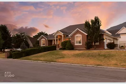 794 N Valley View Cir E, Elk Ridge, UT 84651 - Photo 4