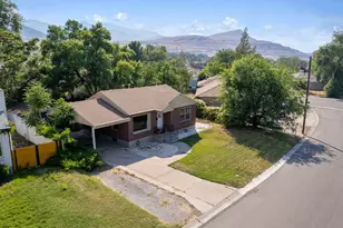 8637 W Helen Dr S, Magna, UT 84044 - Photo 32