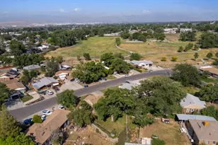 8637 W Helen Dr S, Magna, UT 84044 - Photo 36