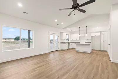 335 W 230 N #8, Monroe, UT 84754 - Photo 2