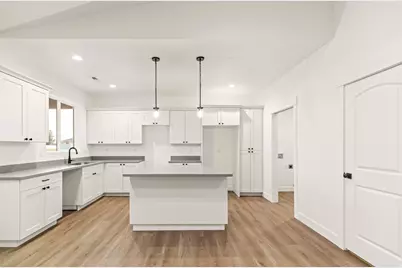 335 W 230 N #8, Monroe, UT 84754 - Photo 10