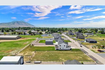 218 N 140 W, Fielding, UT 84311 - Photo 10