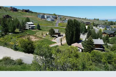 753 N Blackberry Dr #4, Garden City, UT 84028 - Photo 10