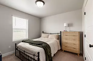 9283 N Vernham Ln, Eagle Mountain, UT 84005 - Photo 12