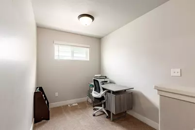 9283 N Vernham Ln, Eagle Mountain, UT 84005 - Photo 16