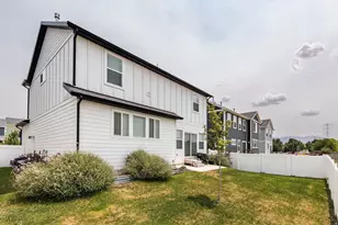 9283 N Vernham Ln, Eagle Mountain, UT 84005 - Photo 18