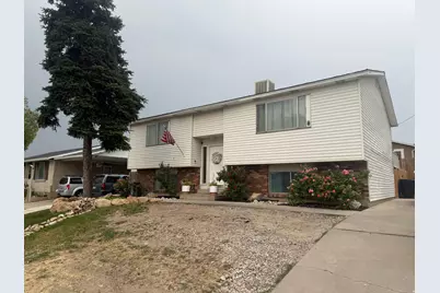 5029 W 5400 S, Kearns, UT 84118 - Photo 2