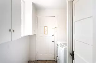 1045 W Euclid Ave, Salt Lake City, UT 84104 - Photo 10