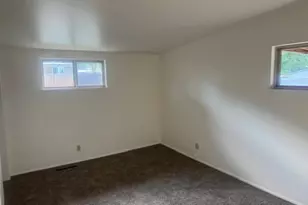 874 N Liberty Ave, Ogden, UT 84404 - Photo 14