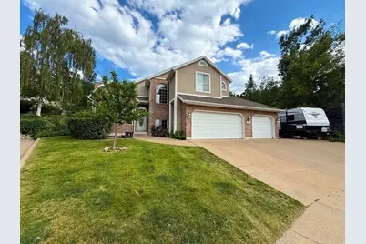 1146 N 3100 E, Layton, UT 84040 - Photo 2
