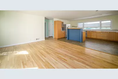 3385 E Gregson Ave S, Salt Lake City, UT 84109 - Photo 4