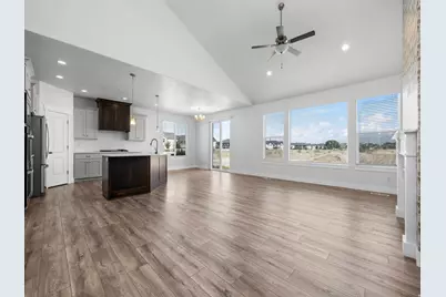 1221 S Annies Ln #18, Spanish Fork, UT 84660 - Photo 10