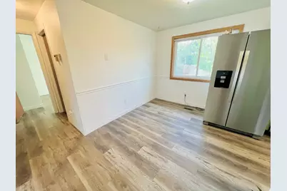 218 W 350 N, Vernal, UT 84078 - Photo 8