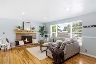 7237 S 2700 E, Cottonwood Heights, UT 84121 - Photo 4