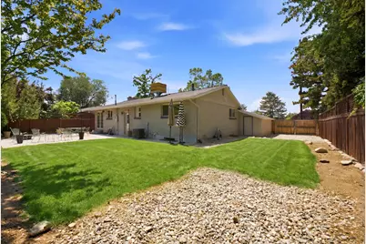 7237 S 2700 E, Cottonwood Heights, UT 84121 - Photo 38