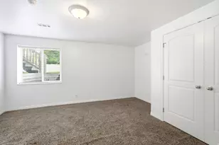 33 E 1100 S, Vernal, UT 84078 - Photo 32