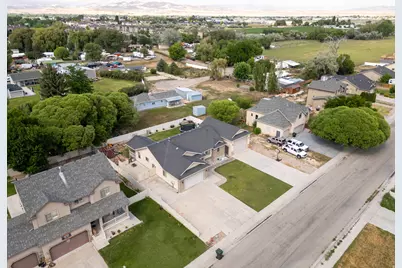 33 E 1100 S, Vernal, UT 84078 - Photo 46