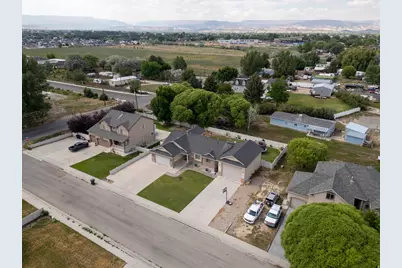 33 E 1100 S, Vernal, UT 84078 - Photo 48