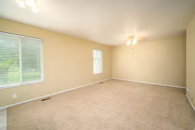 5215 W 11100 N, Highland, UT 84003 - Photo 16