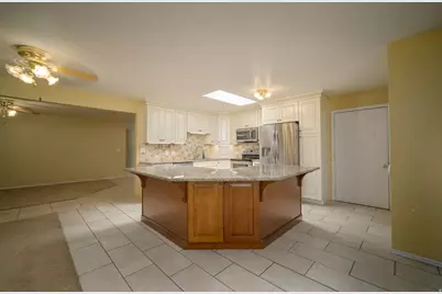 5215 W 11100 N, Highland, UT 84003 - Photo 14