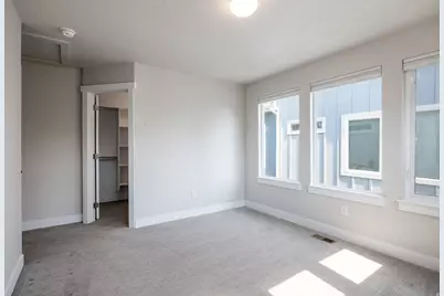 58 W Brooklyn Park Ln, South Salt Lake, UT 84115 - Photo 22