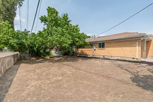 3584 S 6505 W, West Valley, UT 84128 - Photo 32