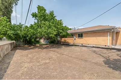 3584 S 6505 W, West Valley, UT 84128 - Photo 36