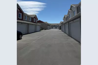 427 S 1540 E, Hyrum, UT 84319 - Photo 10