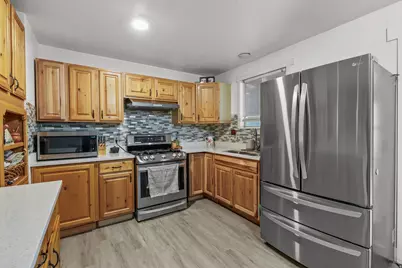 8129 W Armoridge Ln S, Magna, UT 84044 - Photo 6