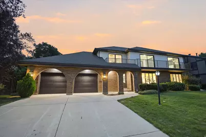 2366 E Cinnabar Ln, Cottonwood Heights, UT 84121 - Photo 2
