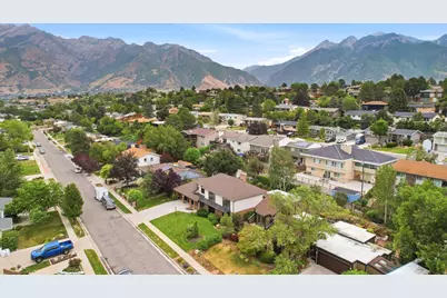 2366 E Cinnabar Ln, Cottonwood Heights, UT 84121 - Photo 62