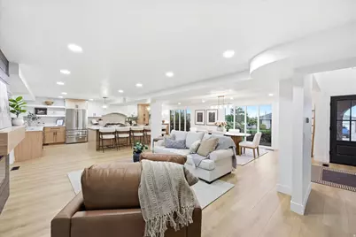 2366 E Cinnabar Ln, Cottonwood Heights, UT 84121 - Photo 12