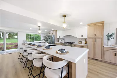 2366 E Cinnabar Ln, Cottonwood Heights, UT 84121 - Photo 18