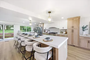 2366 E Cinnabar Ln, Cottonwood Heights, UT 84121 - Photo 18