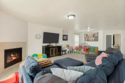 1427 S 1100 W, Springville, UT 84663 - Photo 6