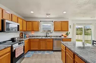1427 S 1100 W, Springville, UT 84663 - Photo 16