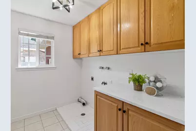 356 W Sunset Cir, Centerville, UT 84014 - Photo 18