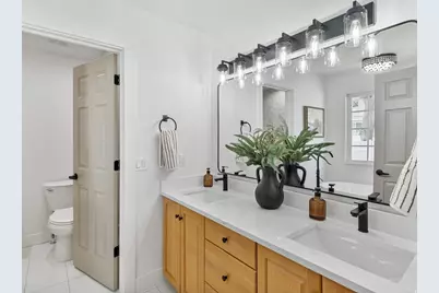 356 W Sunset Cir, Centerville, UT 84014 - Photo 12