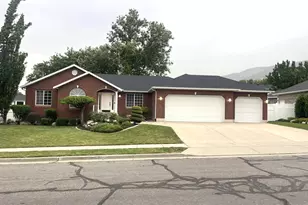 356 W Sunset Cir, Centerville, UT 84014 - Photo 1