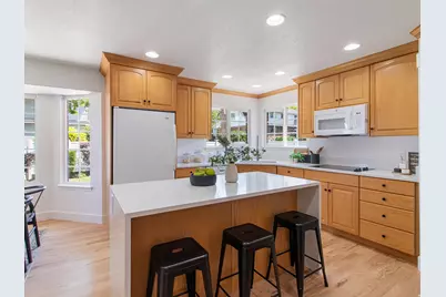 356 W Sunset Cir, Centerville, UT 84014 - Photo 8
