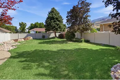 39 S 2625 E, Layton, UT 84040 - Photo 54