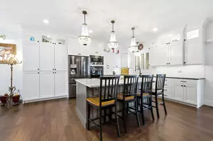 557 E Warm Dr, Kaysville, UT 84037 - Photo 2