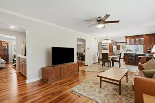 2156 E Gambel Oak Dr, Sandy, UT 84092 - Photo 2