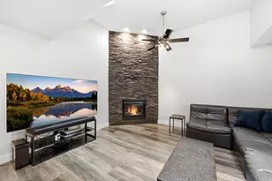 2233 S 500 E, Salt Lake City, UT 84106 - Photo 2